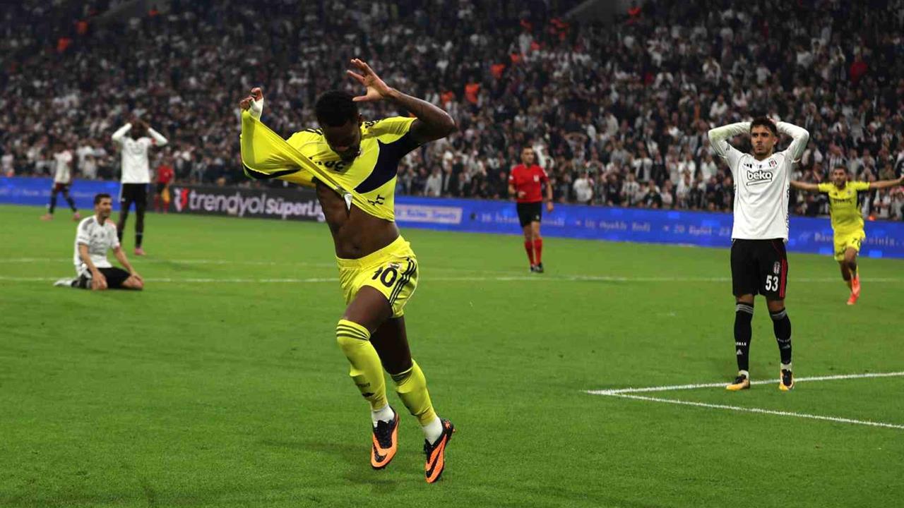 İstanbul'da Jhon Duran, En Kısa Sürede En İyi Formuna Ulaşmayı Hedefliyor