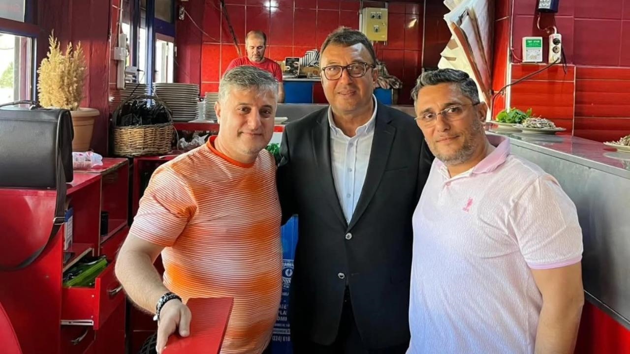 MHP'li Başkan Yıldırım, Esnaf Ile İçiçe