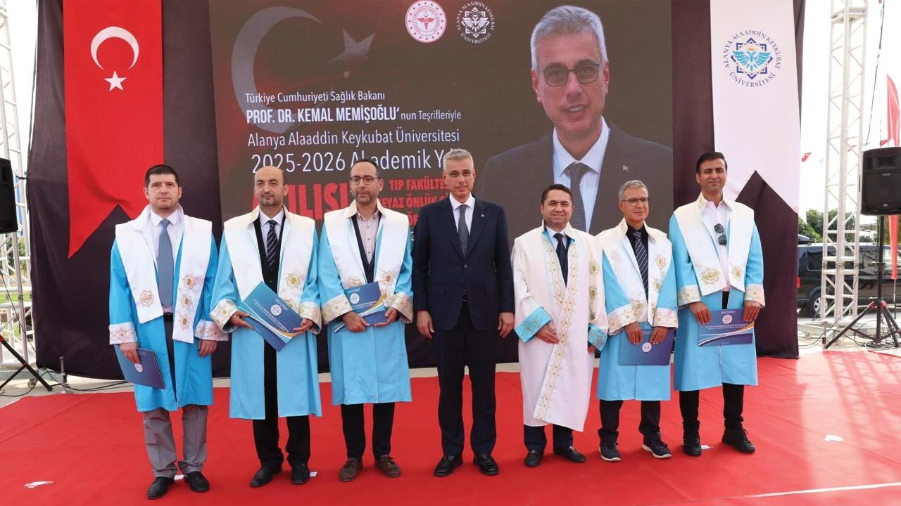 Bakan Memişoğlu Alanya Alaaddin Keykubat Üniversitesinin Akademik Yılı Açılışına Katıldı