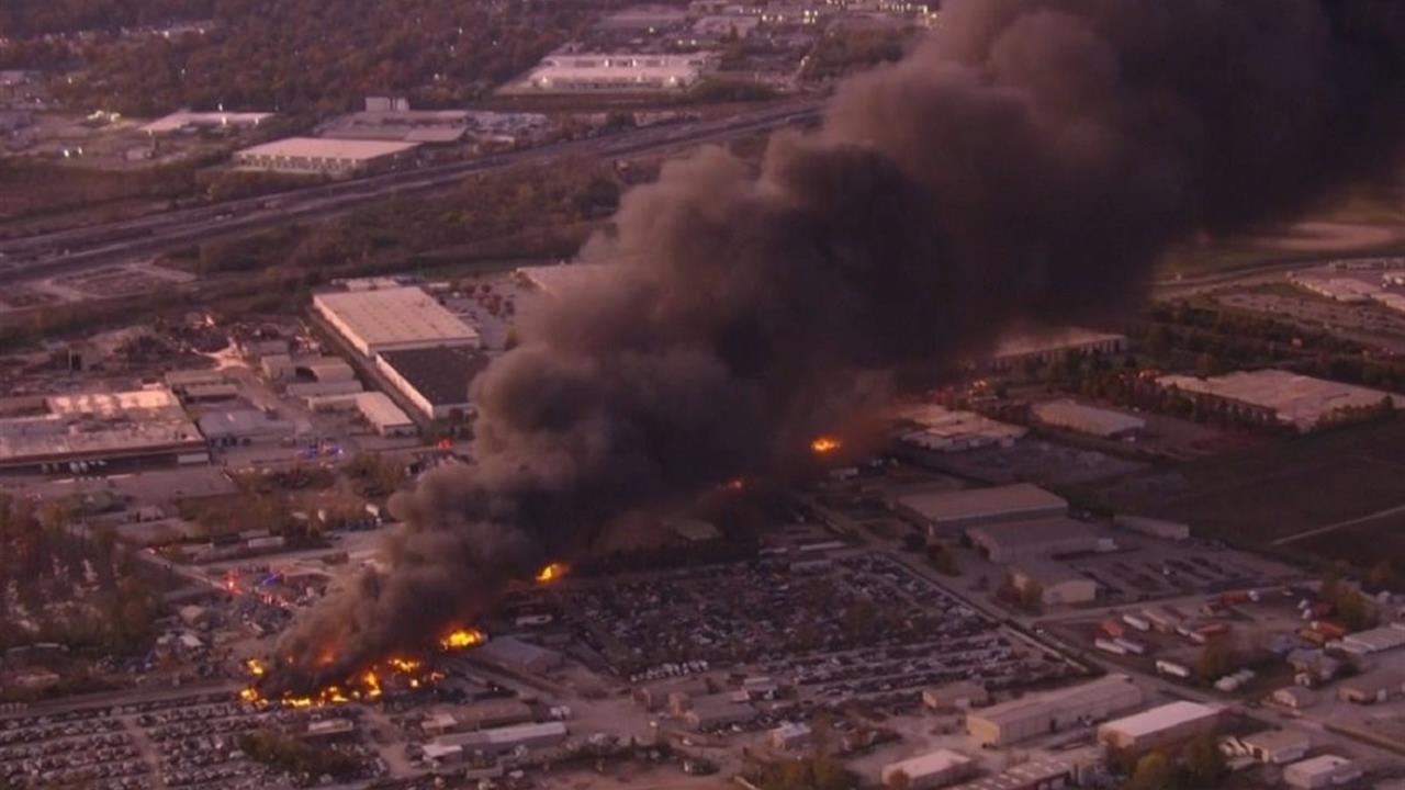 Kentucky Louisville'de Gerçekleşen Kargo Uçağı Kazasında 3 Kişi Hayatını Kaybetti
