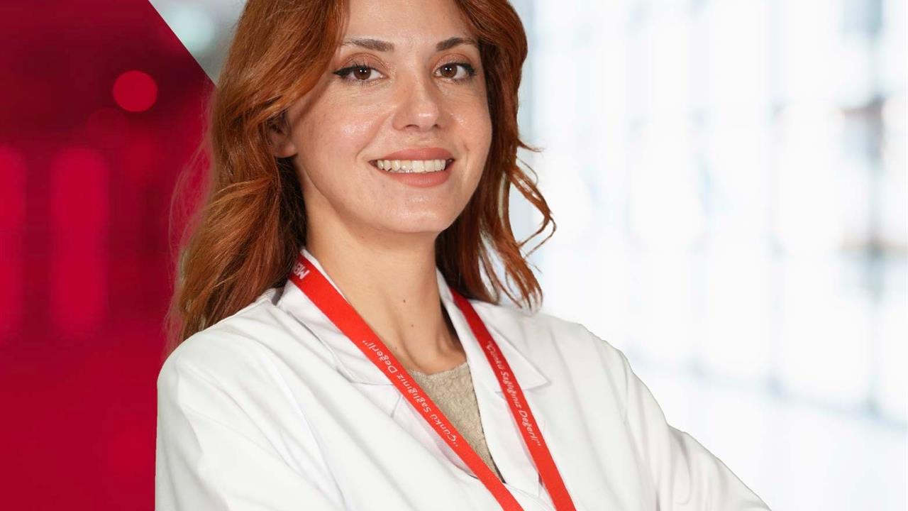 Muğla'da Diş Hekimi Özbek, Ağız Kokusunun Sosyal İlişkiler Üzerindeki Etkilerini Açıkladı