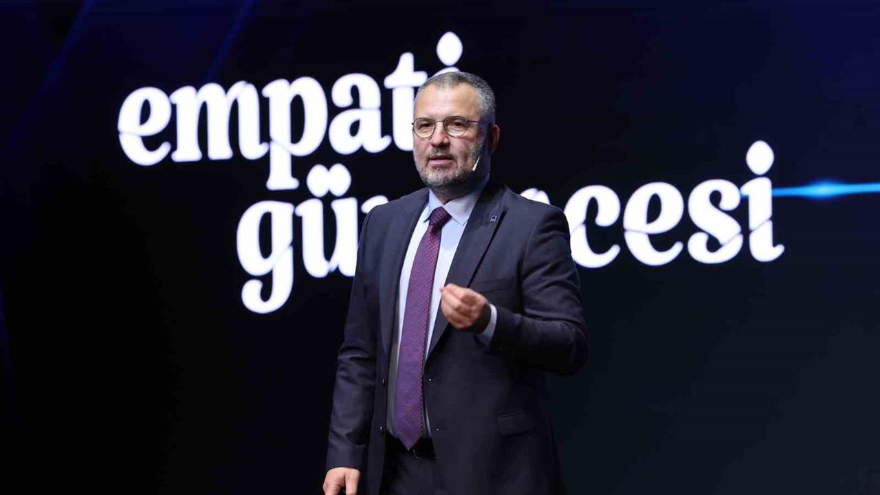 AXA Türkiye, İstanbul'da Empati Güvencesi adı altında yeni bir sigorta modeli tanıttı.