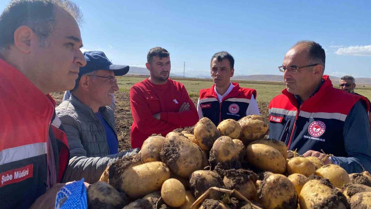 Bayburt'ta Üreticilere Tarımsal Üretim ve Destek Modelleri Anlatıldı
