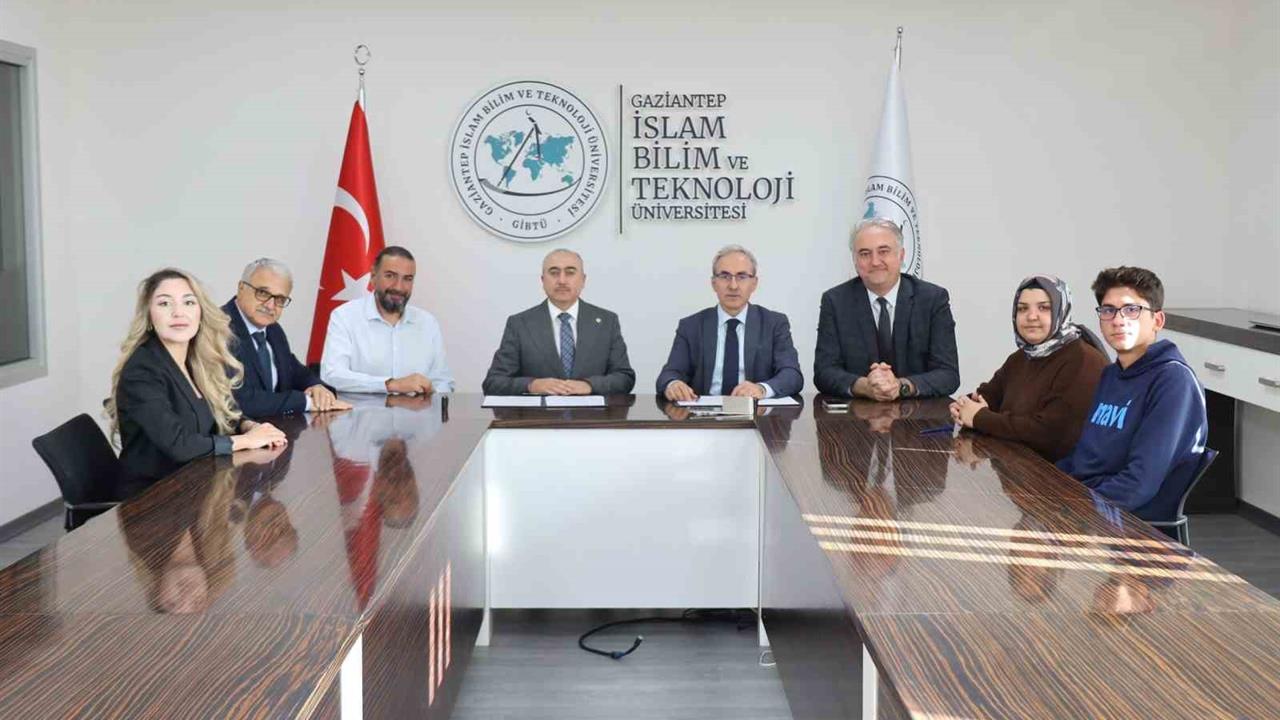 Gaziantep'te GİBTÜ ve GTO Arasında Mesleki Eğitim Protokolü İmzalandı