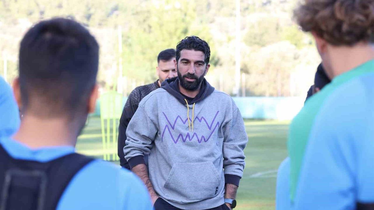 Bodrum'da Burhan Eşer, İstanbulspor Maçı İçin Hedef Belirledi