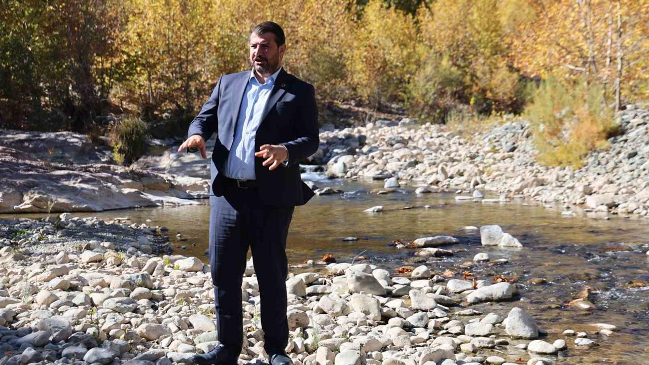 Elazığ Alacakaya'da Eti Krom'un Maden Atıkları Dere Yataklarına Dökülüyor İddiası