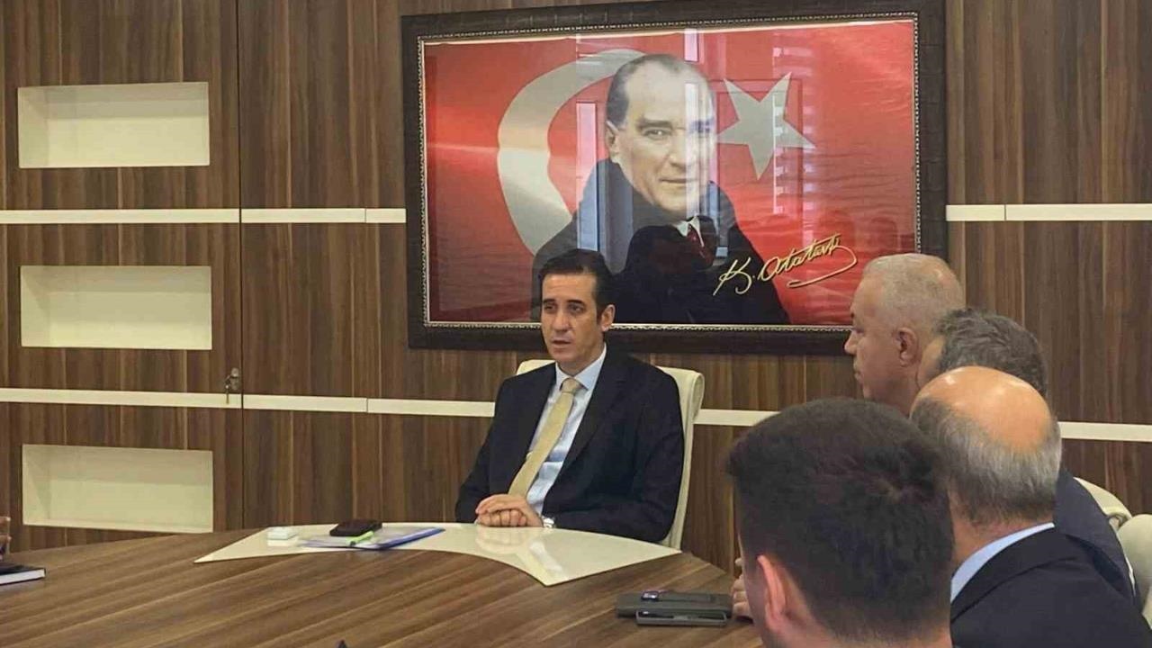 Bozyazı'da Sokak Hayvanları İçin Acil Eylem Planı: Bildirimler Alo 185'e