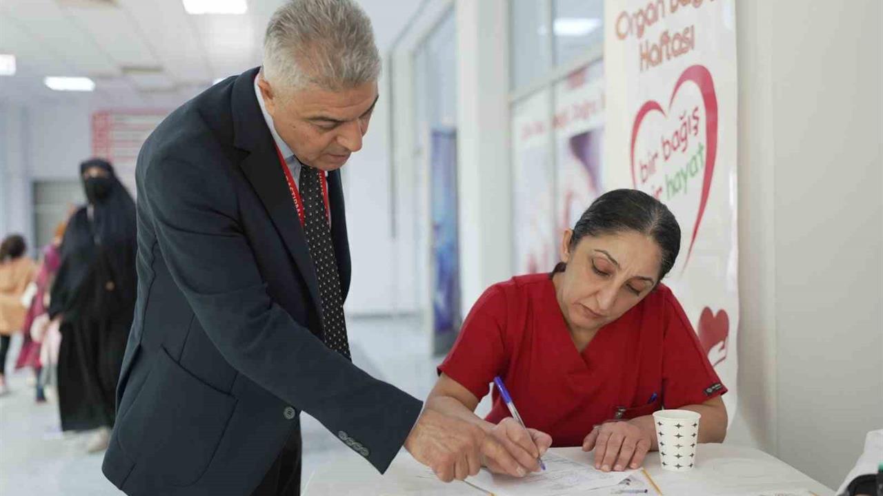 Malatya Eğitim ve Araştırma Hastanesi'nde Organ Nakli Konferansı Yapıldı