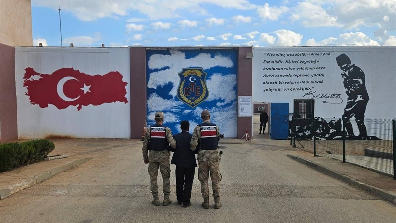 Gaziantep Nurdağı'nda Hırsızlık Suçundan Aranan Şahıs Yakalandı