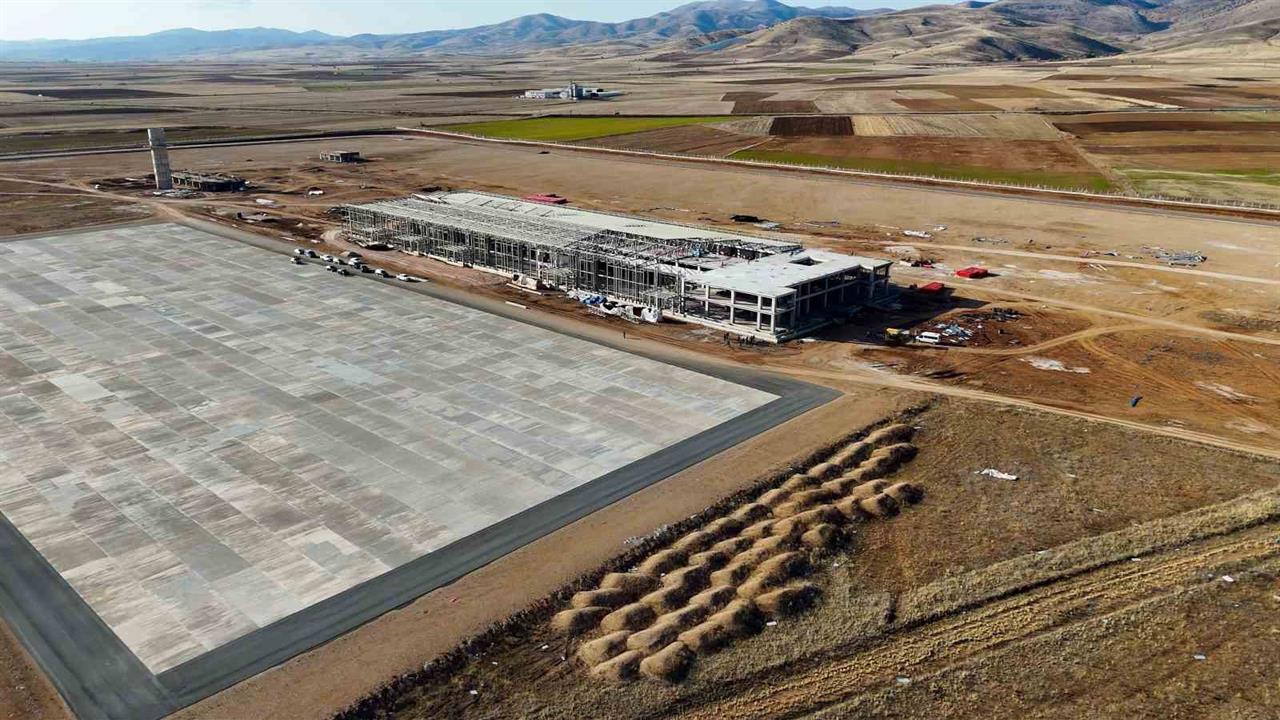 Gümüşhane'de Havalimanı İnşaatı Yüzde 70 Oranında Tamamlandı