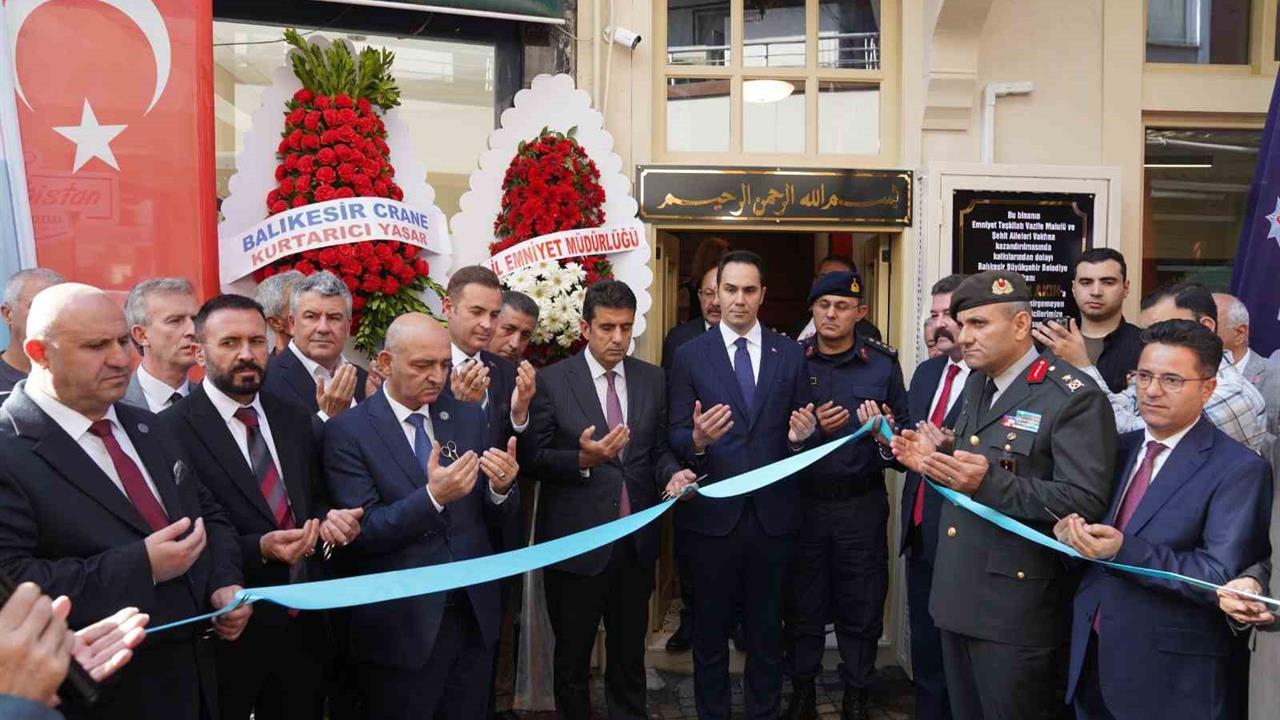 Balıkesir'de Şehit Aileleri ve Gaziler İçin Yeni Hizmet Binası Açıldı