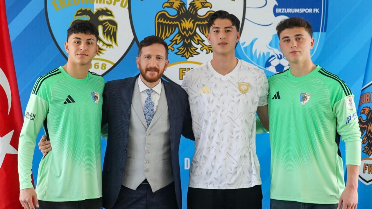 Erzurumspor FK, Altyapısından Üç Genç Sporcu ile Profesyonel Sözleşme İmzaladı