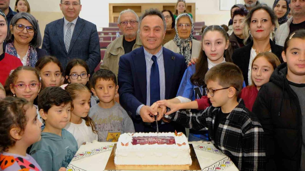 Tokat'ta Üniversite Öğrencilerine Glütensiz Üretim Eğitimi Verildi