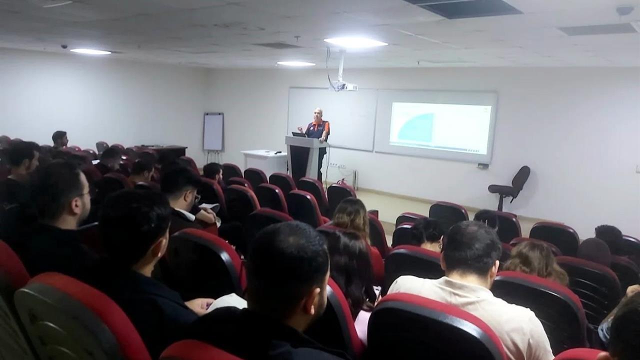 Aydın Nazilli'de Öğrencilere ve Dernek Üyelerine Afet Eğitimi Düzenlendi