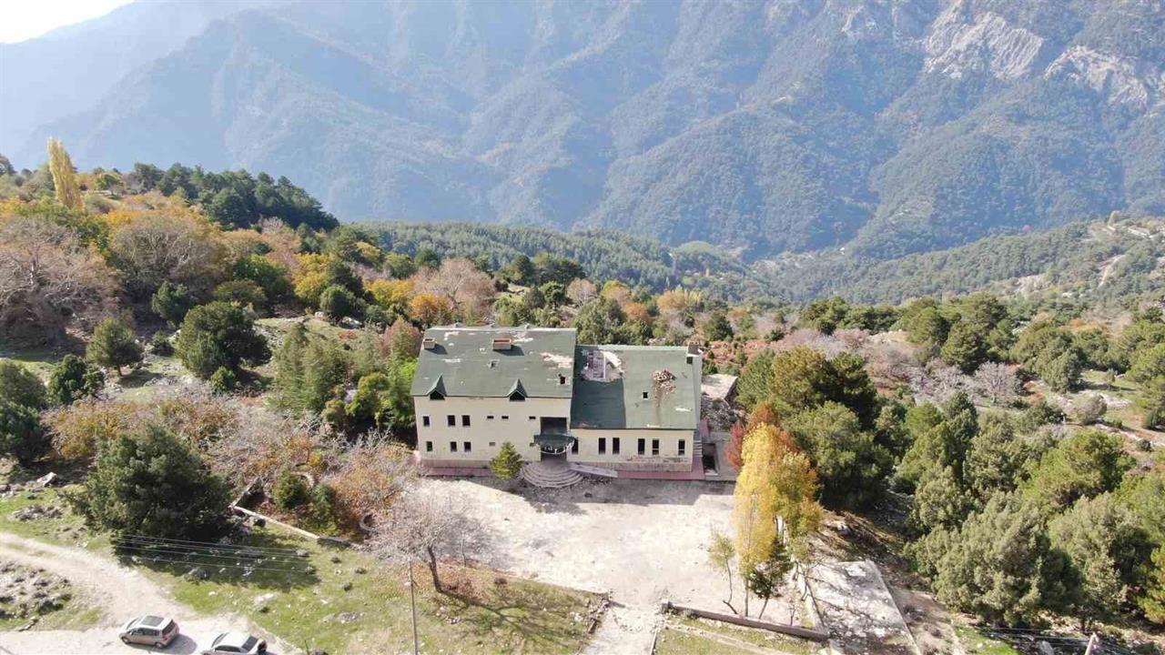 Aydın'da Paşa Yaylası Oteli, Yıllardır Atıl Durumda Bekliyor