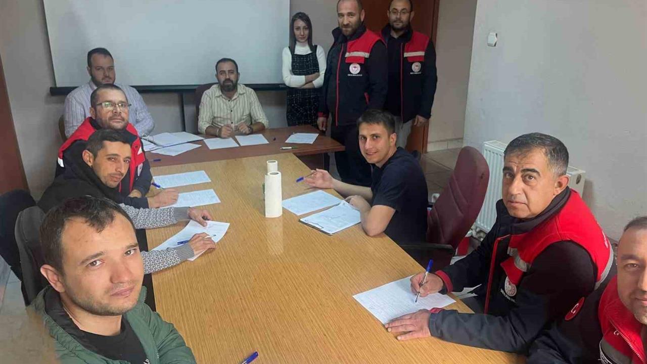 Afyonkarahisar'da Tarım ve Orman Müdürlüğü Personeline İş Güvenliği Eğitimi Verildi