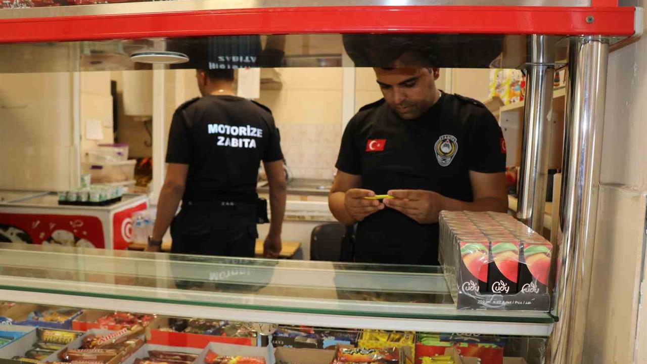 Haliliye'deki Okul Kantinlerinde Gerçekleştirilen Denetimlerde Sağlık Kurallarına Uygunluk Kontrol Edildi