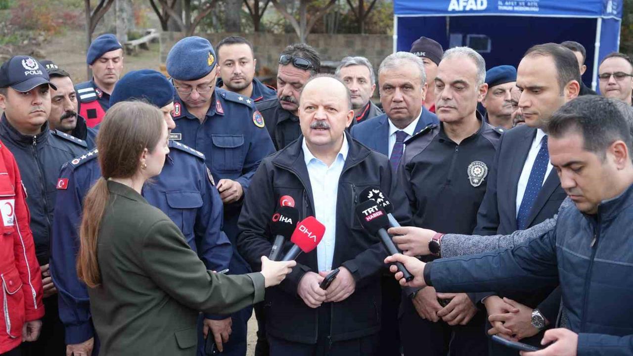 Kastamonu'da Kayıp Anne ve Oğlu İçin Arama Faaliyetleri Sürüyor
