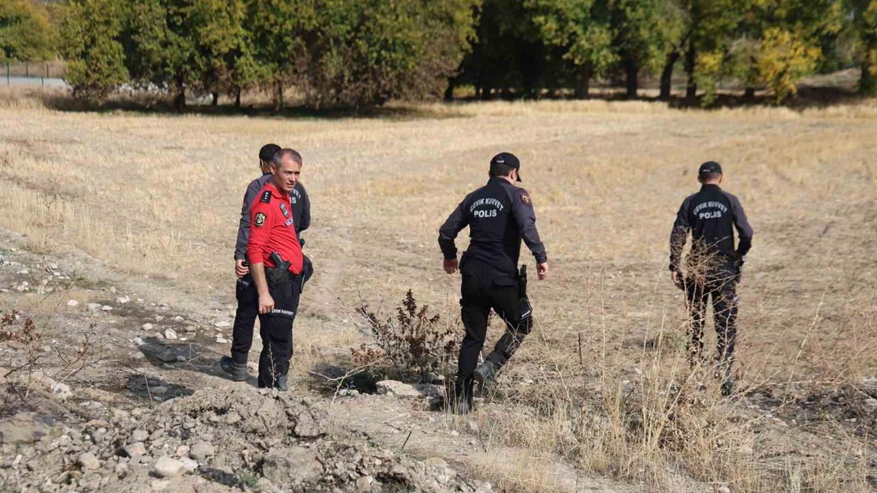 Elazığ'da Kaybolan 11 Yaşındaki Otizmli Çocuk İçin Arama Çalışmaları Devam Ediyor