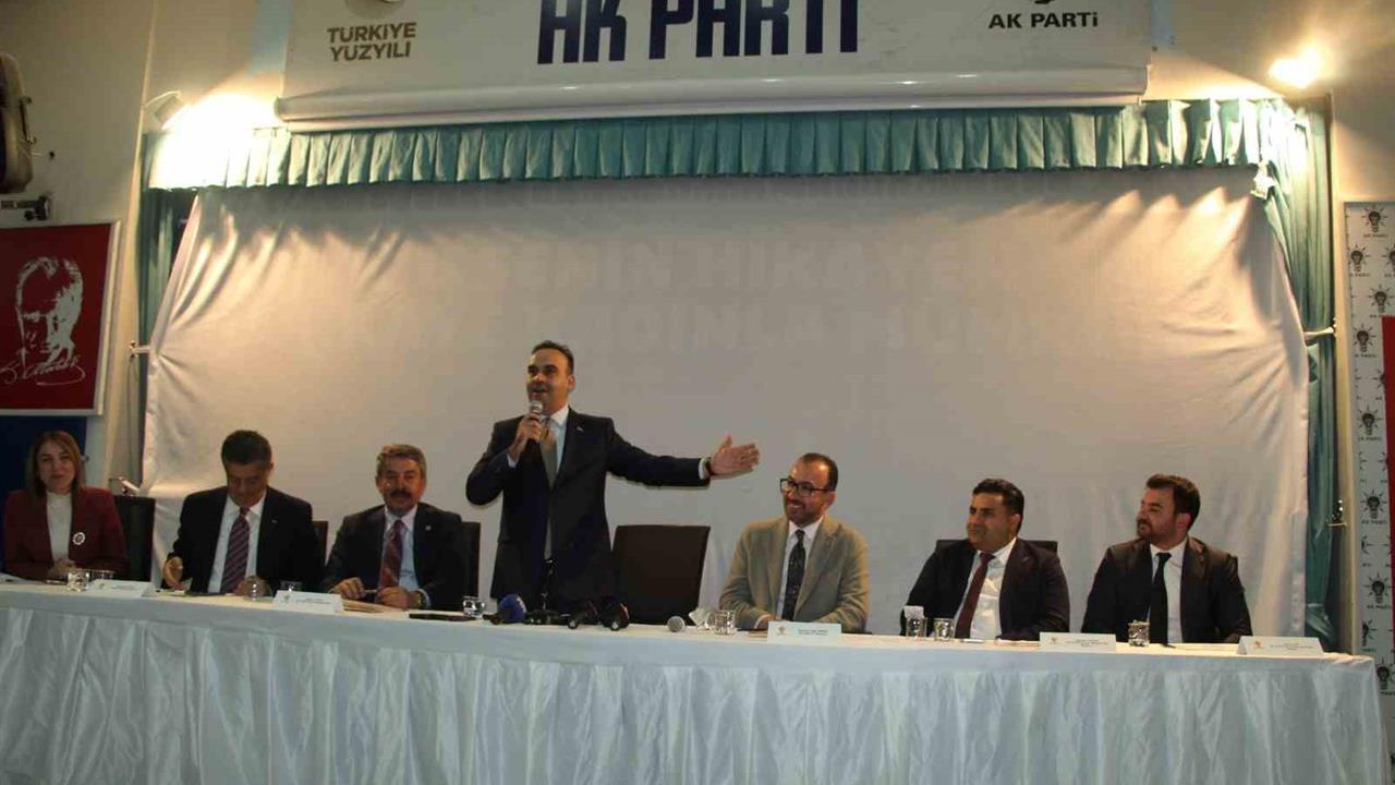 Şırnak'ta Sanayi ve Teknoloji Bakanı Kacır, Türkiye'nin Avrupa'nın üretim merkezi haline geldiğini belirtti.