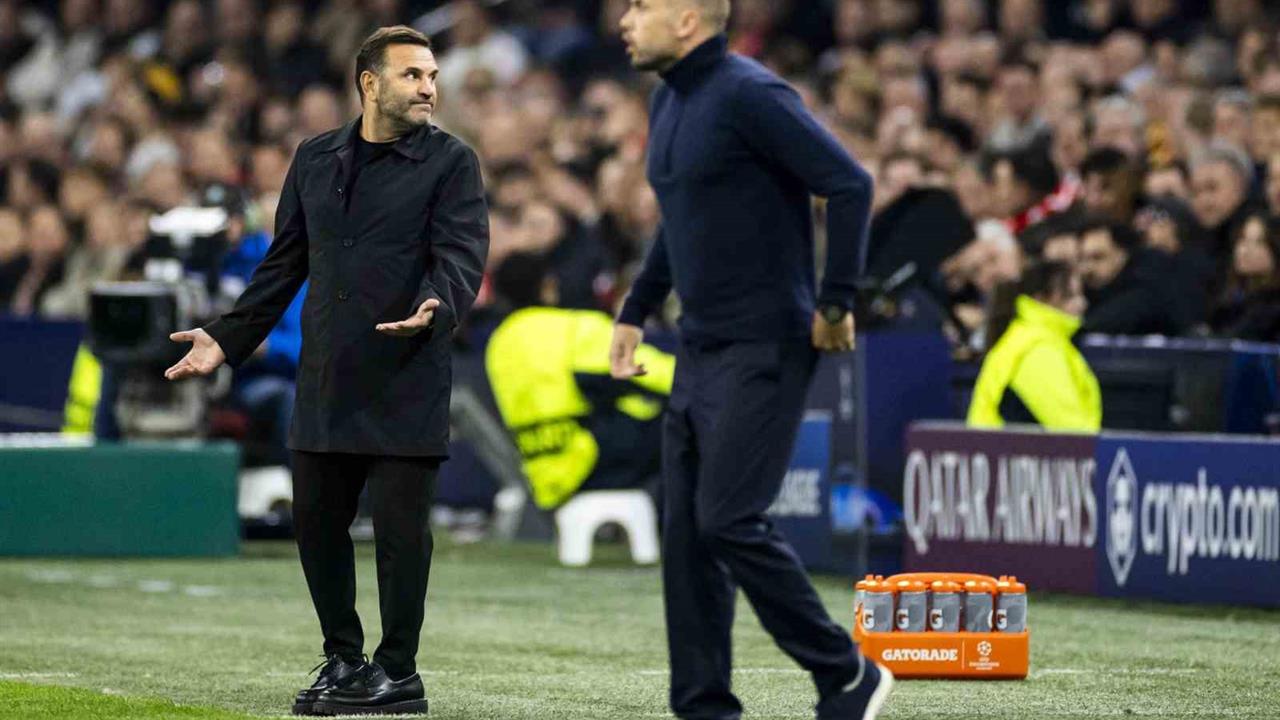 İstanbul'da Ajax, Teknik Direktör Heitinga'nın Görevine Son Verdi