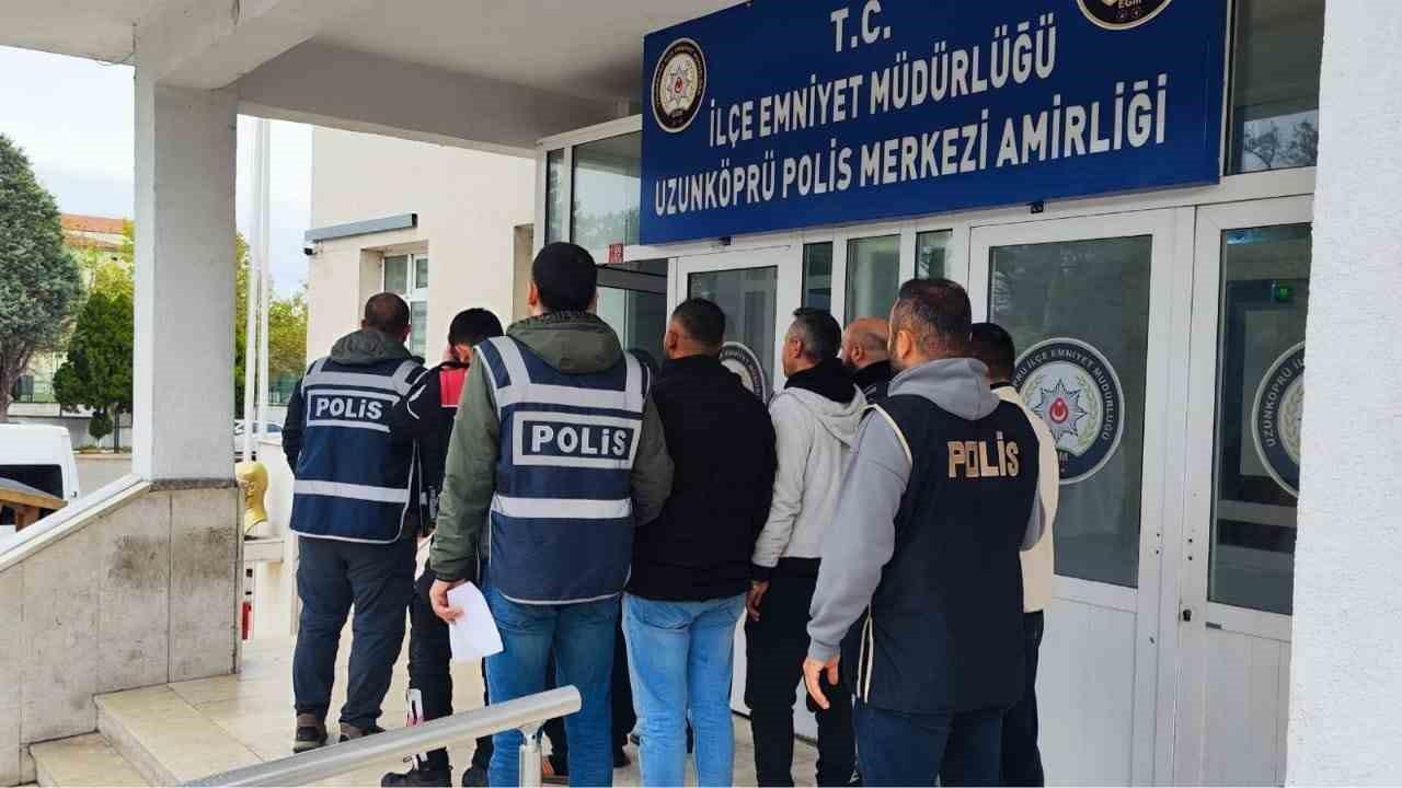 Edirne Uzunköprü'de Hapis Cezası ile Aranan 5 Kişi Yakalandı