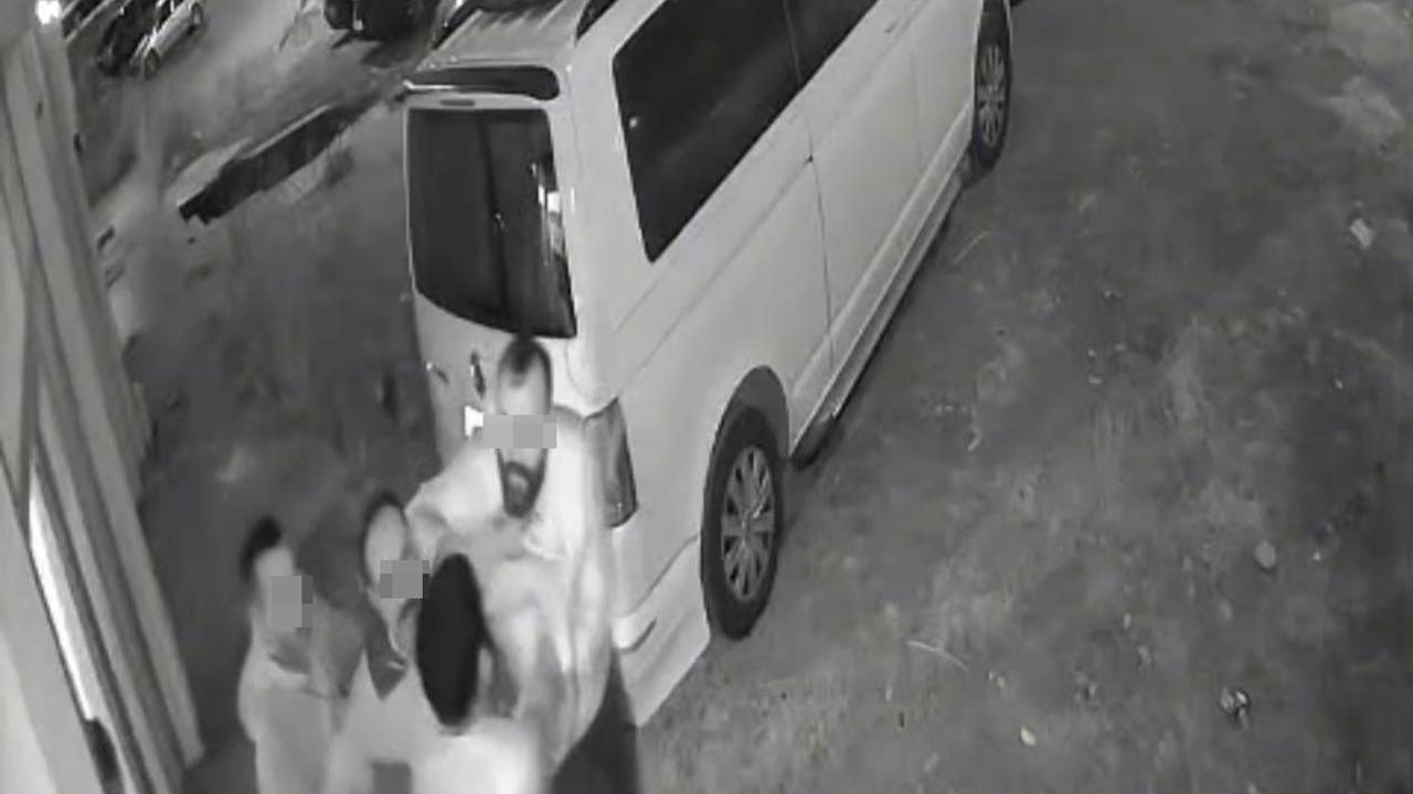 Kayseri'de Kukla Sanatçısı Adem Ocaktan, Boşanma Aşamasındaki Eşi ve Ailesi Tarafından Darbedildi