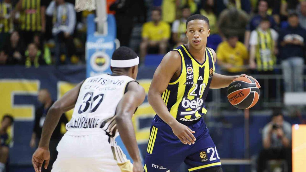 İstanbul'da Fenerbahçe, Asvel'i 81-67 Mağlup Etti