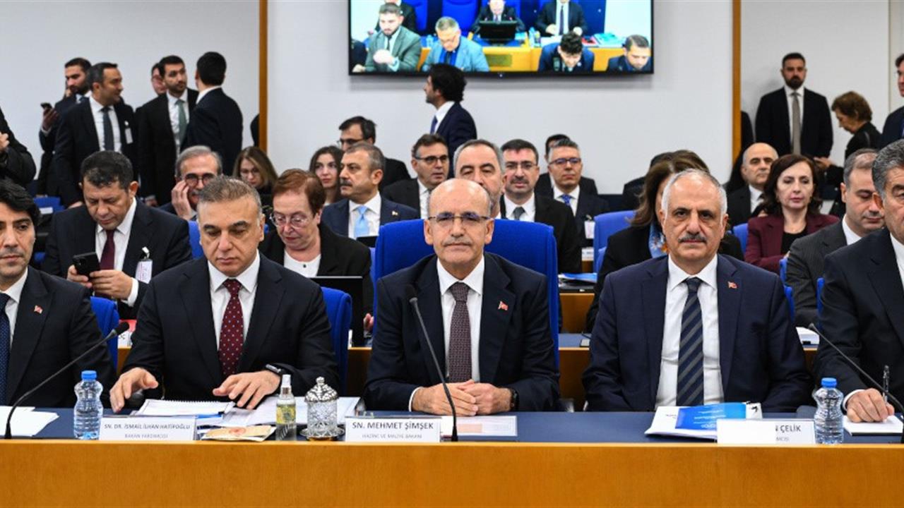 Ankara'da Bakan Şimşek, Vergi Yapılandırmaları ve Destekler Hakkında Bilgi Verdi