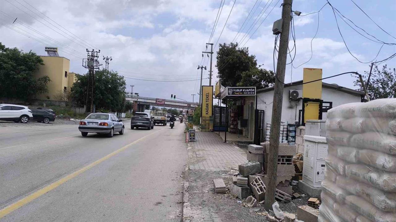 Hatay Dörtyol'da Motosikletin Dönüş Yapan Araca Çarpması Sonucu Kaza