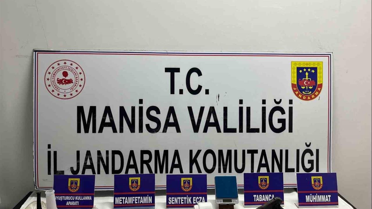 Manisa Soma'da Jandarma Ekipleri Uyuşturucu Operasyonu Düzenledi
