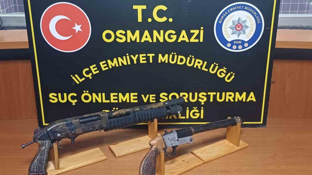 Bursa Osmangazi'de Gerçekleştirilen Operasyonda 3 Kişi Gözaltına Alındı