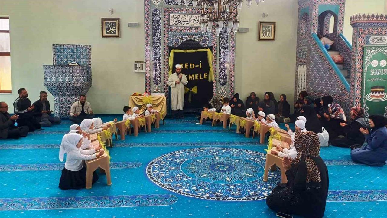 Kütahya Emet Babukbey'de "Bed-i Besmele" Programı Gerçekleştirildi