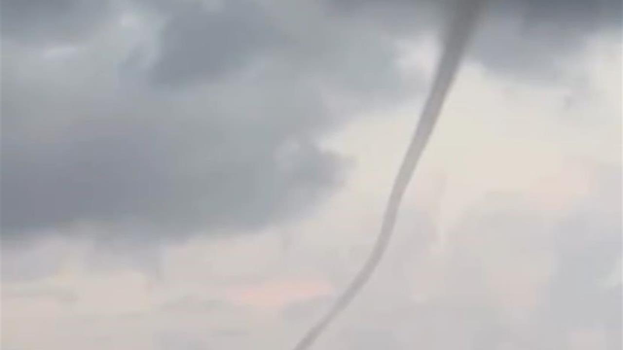 Antalya Alanya'da Sabah Saatlerinde Oluşan Hortum Vatandaşlar Tarafından Kaydedildi