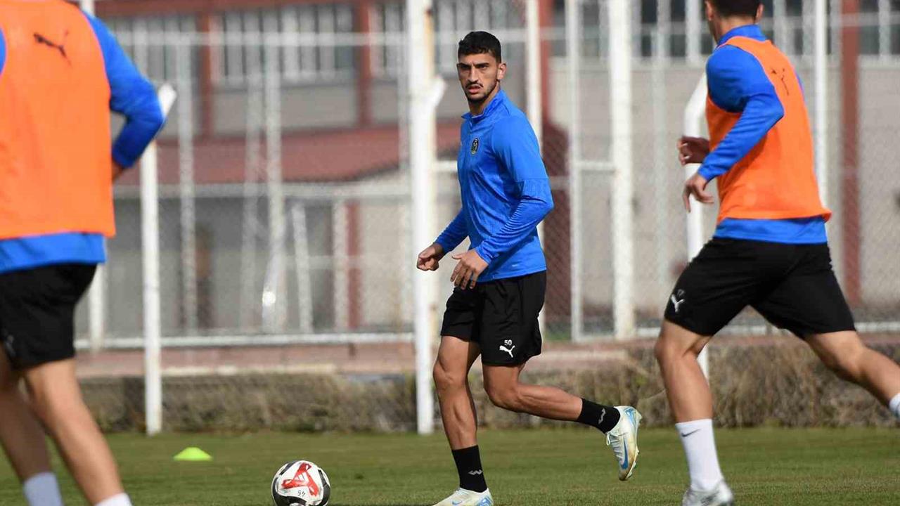 Manisa FK, Sivasspor ile Yapacağı Maç İçin Hazırlıklarını Tamamladı