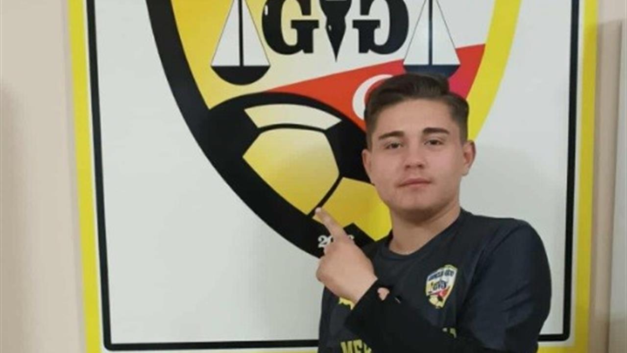 Kütahya Tavşanlı'da Gençler Gücüspor, İki Genç Yeteneği Transfer Etti