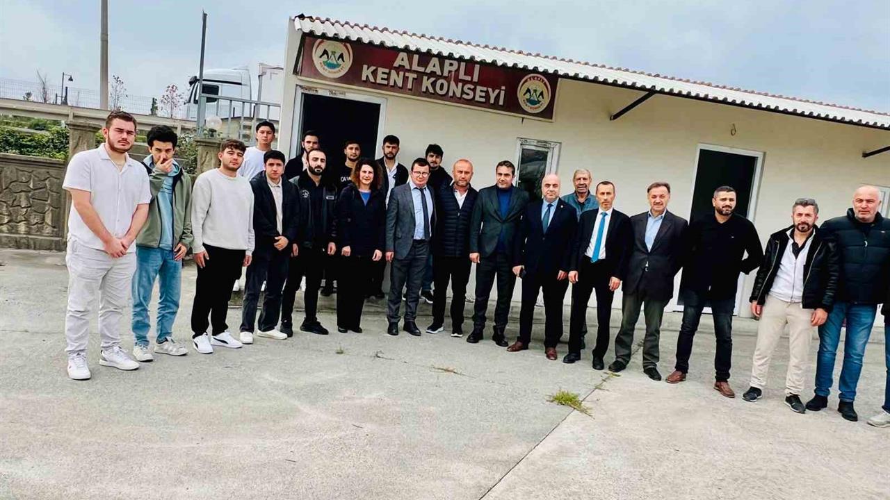 Zonguldak Alaplı'da Üniversite Öğrencileri ATM ve Baz İstasyonu Talep Etti