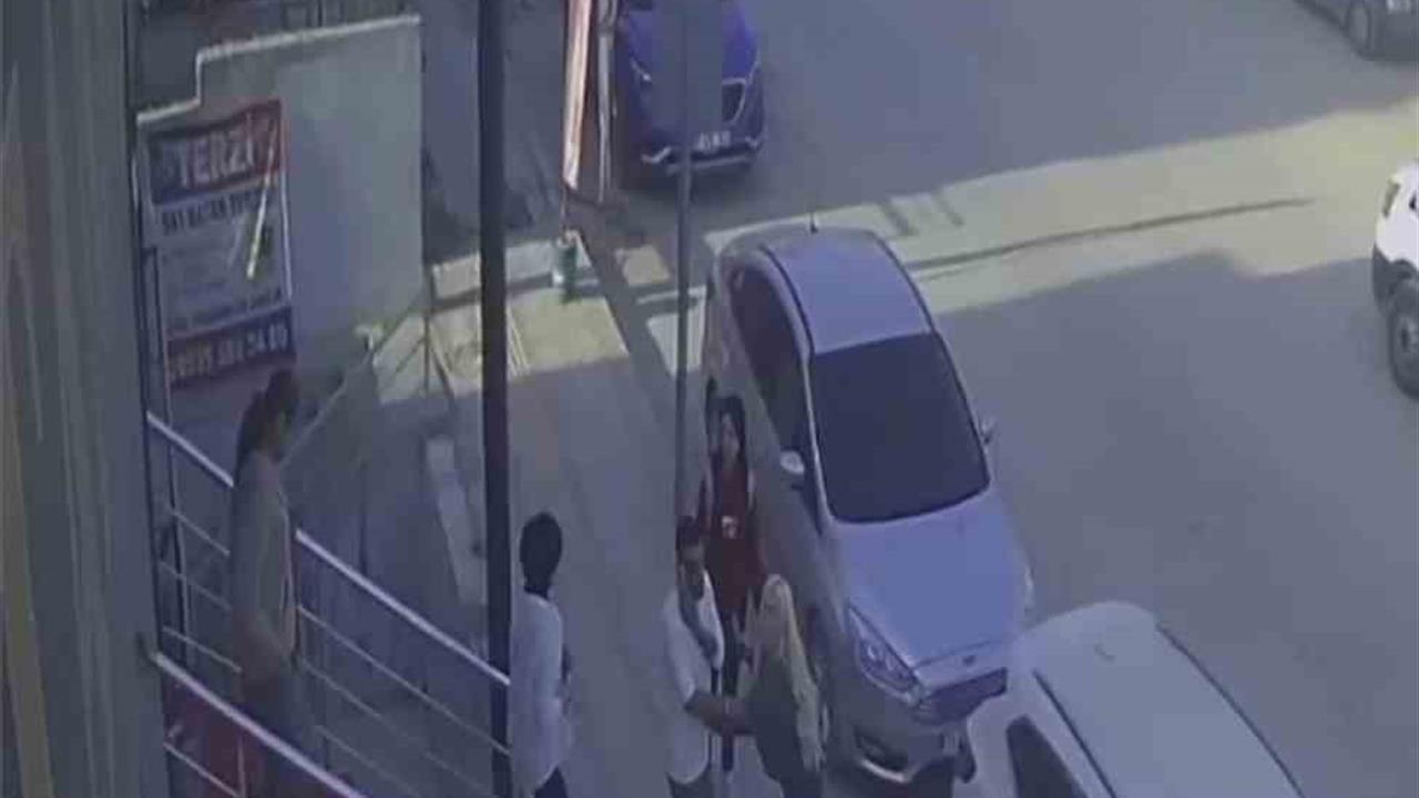 Hatay Defne'de 3.9 Büyüklüğündeki Depremde Panik Yaşandı