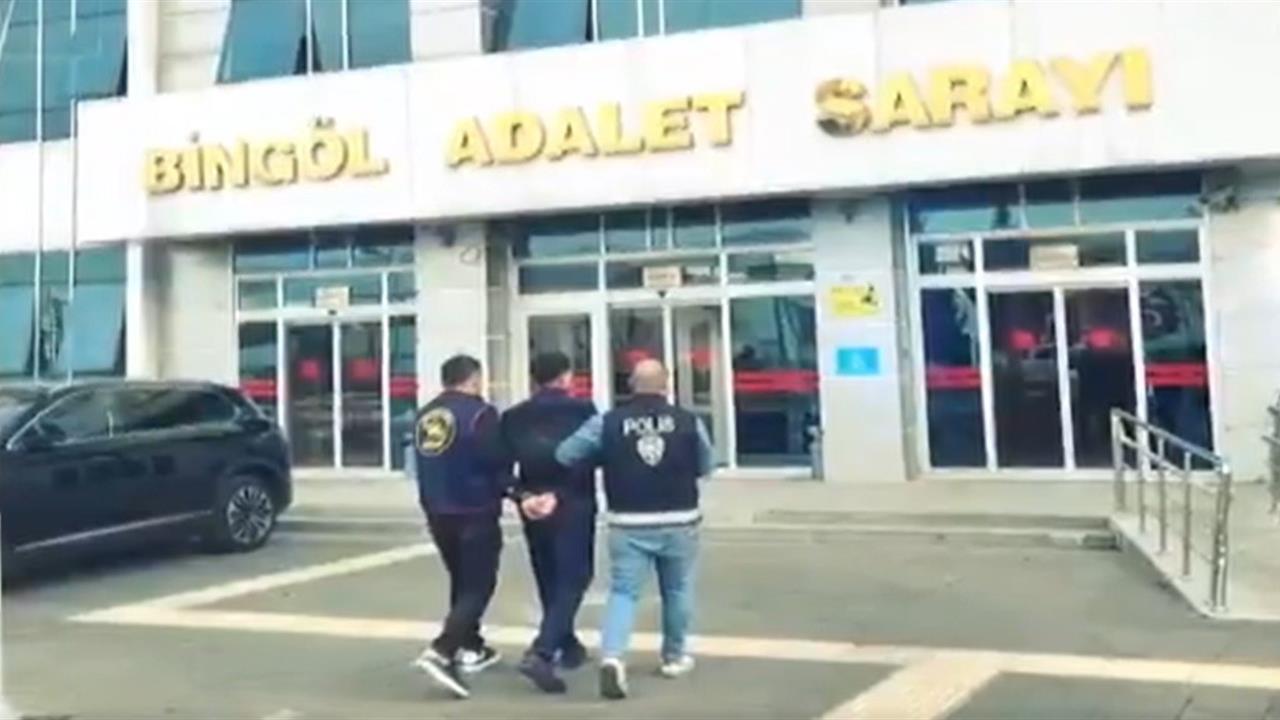 Bingöl Merkez'de 33 Yıl 3 Ay 28 Gün Hapis Cezası Olan Zanlı Tutuklandı