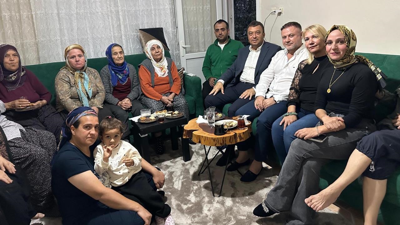 MHP Tarsus İlçe Teşkilatı, Ev Toplantısına Katıldı