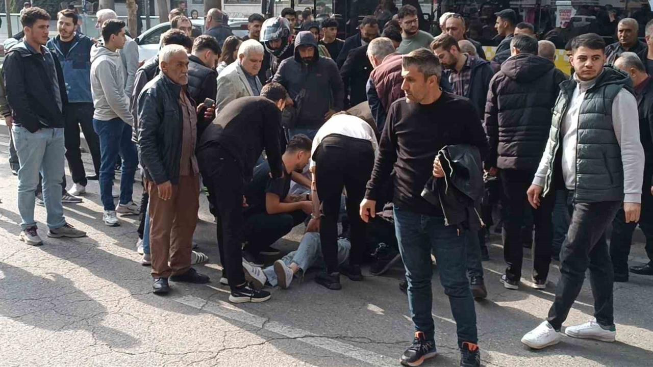 Batman Merkez'de Trafik Kazasında 17 Yaşındaki Çocuk Yaralandı