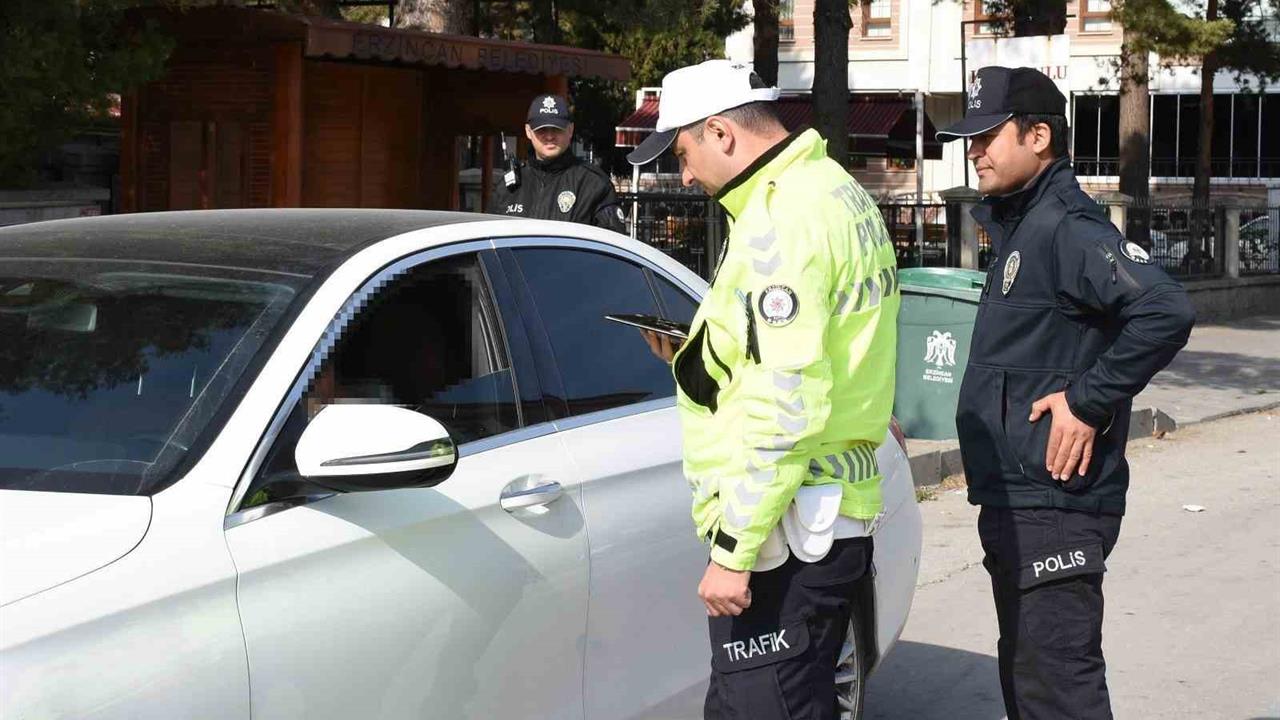 Erzincan'da Öğrencilerin Güvenliği İçin Uygulamalar Devam Ediyor