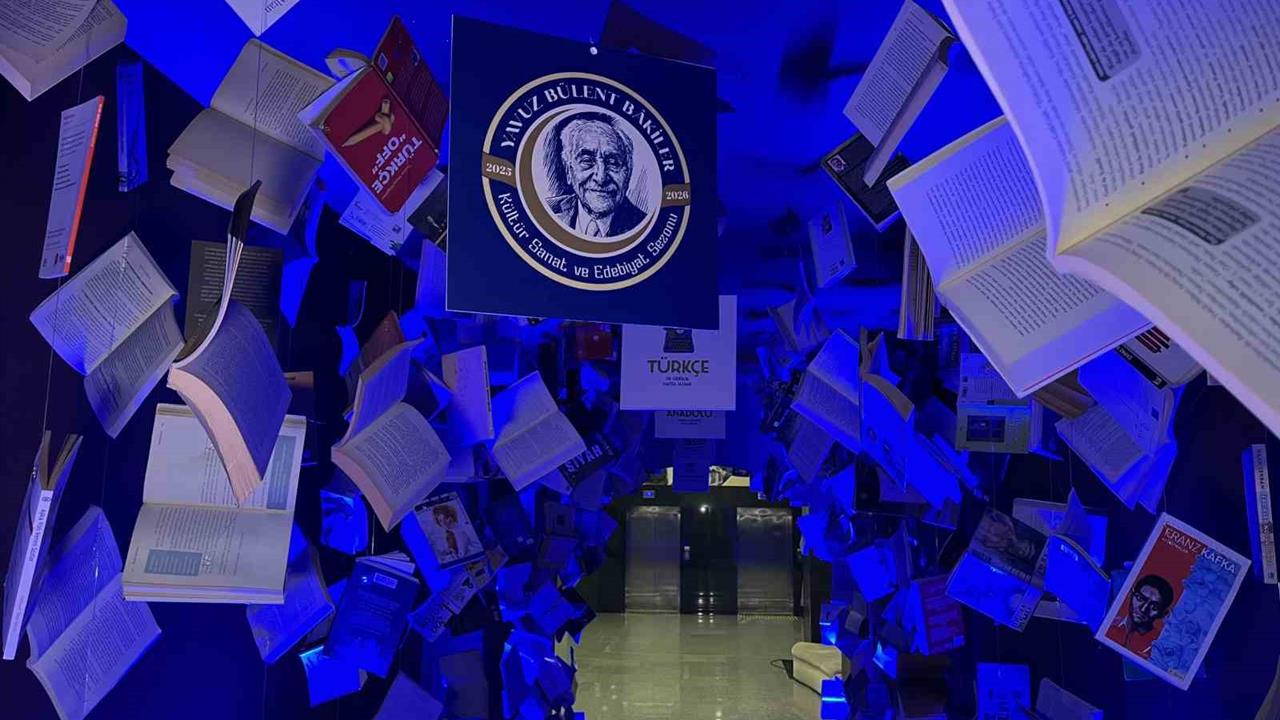 Sultangazi'de Yavuz Bülent Bâkiler Kültür Sanat ve Edebiyat Sezonu Açılışı Gerçekleşti