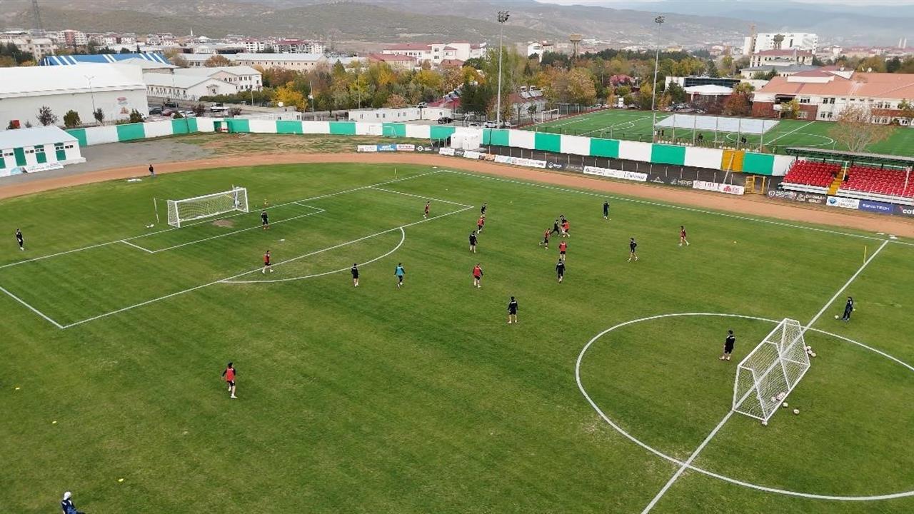 12 Bingölspor, Şampiyonluk İçin Diyarbekirspor Maçına Hazırlanıyor