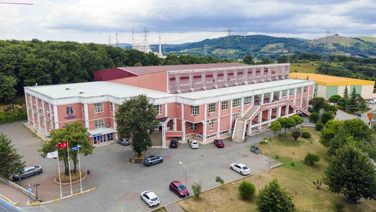 Sakarya'da SUBÜ Spor Bilimleri Fakültesi Programları Yeniden Akredite Edildi