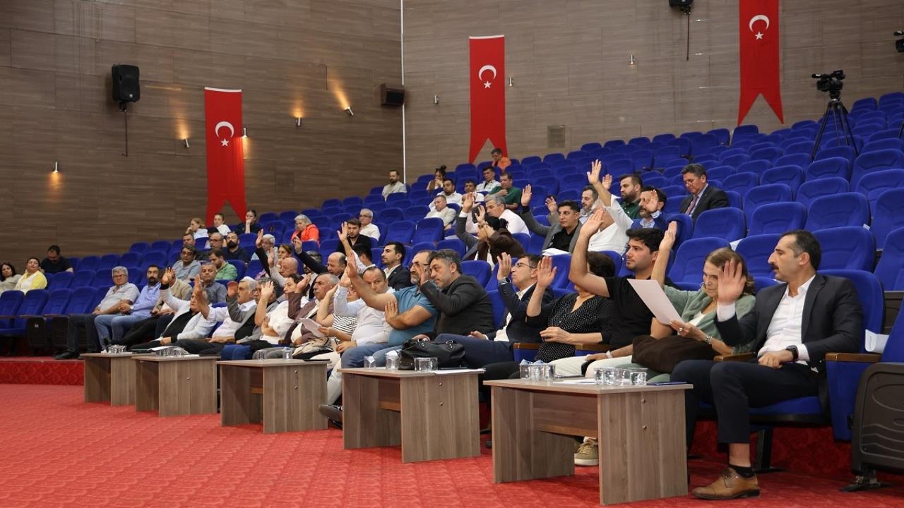 Toroslar’dan Üniversiteyi Kazanan Her Öğrenciye Karşılıksız 20 Bin TL’ye Kadar Yardım!