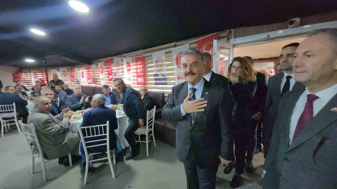 Bursa'da MHP Genel Sekreteri İsmet Büyükataman, Şehit ve Gazi Aileleriyle Bir Araya Geldi