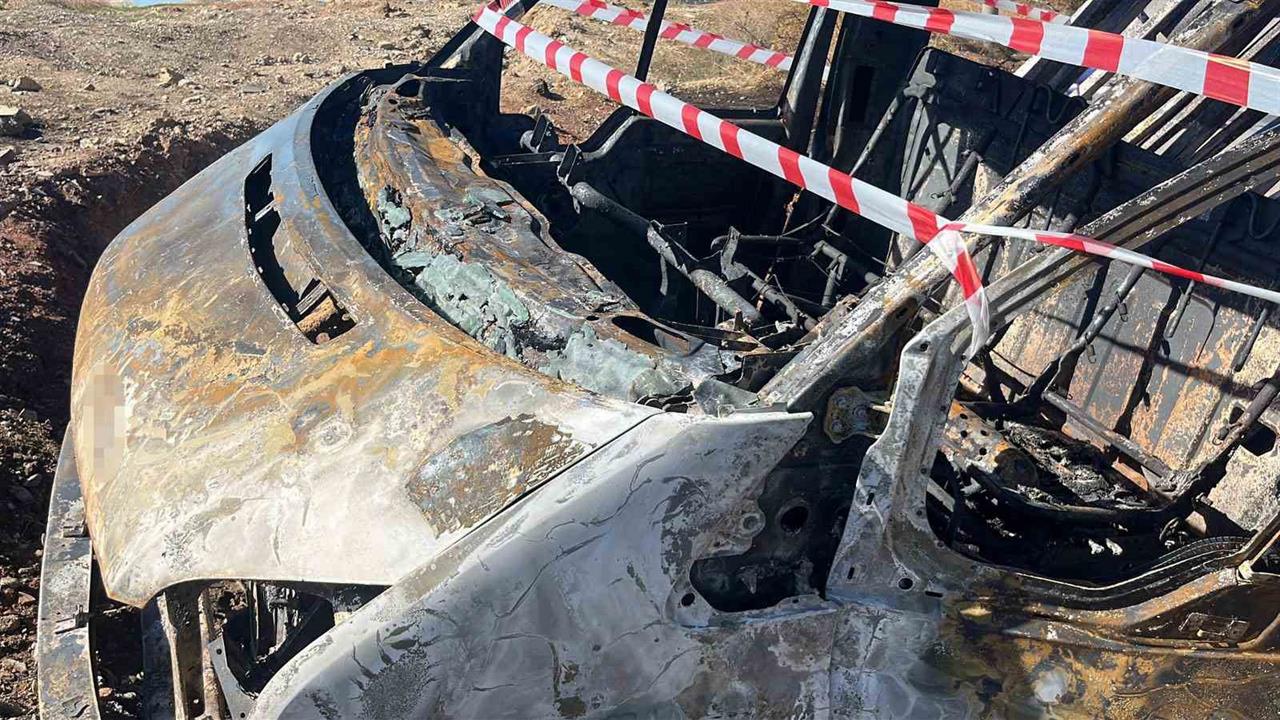 Antalya Alanya'da Mutfak Tüpü Yüklü Kamyonetin Yangını İhbar Edildi