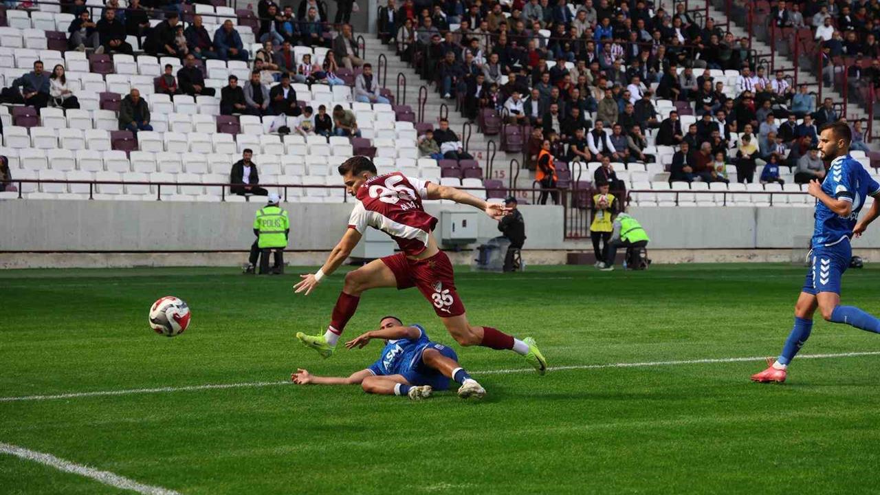 Elazığ'da Elazığspor, Ankaraspor'a 2-1 Mağlup Oldu