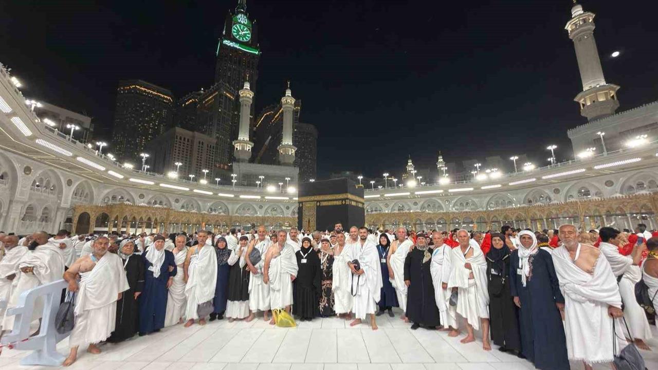 Gaziantep Yavuzeli'nde Umre Ziyaretini Tamamlayan İkinci Kafile Yurda Döndü